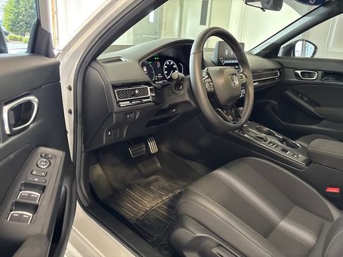 Certified 2025 Honda Civic Sport image 6