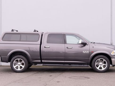 Used 2015 RAM 1500 Laramie w/ Convenience Group image 28