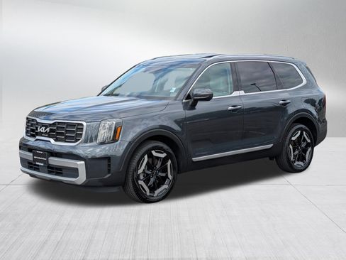 Certified 2023 Kia Telluride S w/ S Sunroof Package AWD/4WD image 3