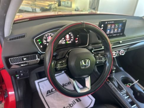 Used 2024 Honda Civic Touring image 13