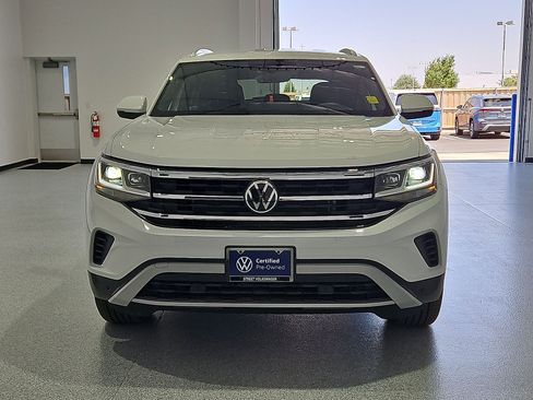 Certified 2023 Volkswagen Atlas Cross Sport SE w/ Black Wheel Package AWD/4WD image 3