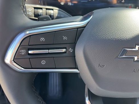 New 2026 Chevrolet Equinox ACTIV w/ Convenience Package III FWD image 18