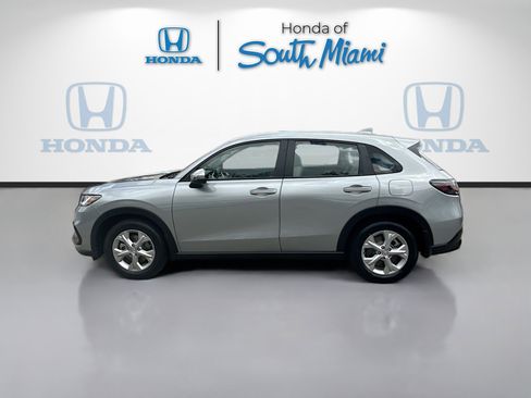 Certified 2025 Honda HR-V LX image 4