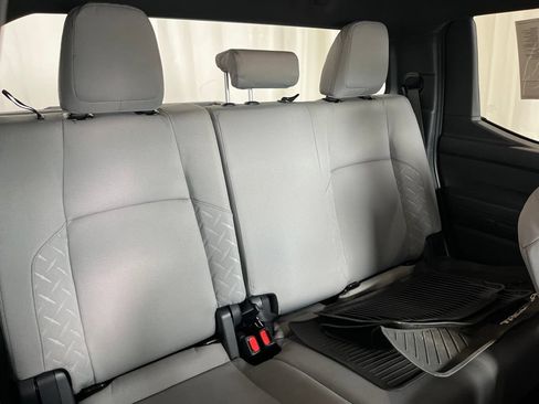 Used 2026 Toyota Tacoma SR5 AWD/4WD image 31