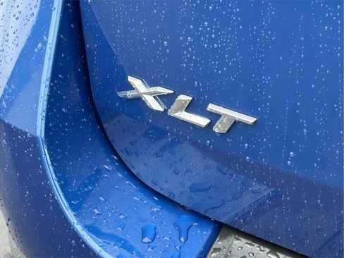 Used 2022 Ford Explorer XLT image 31