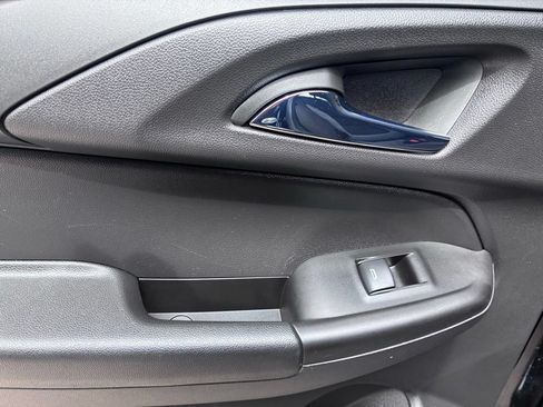 Certified 2025 Chevrolet TrailBlazer LT FWD image 12