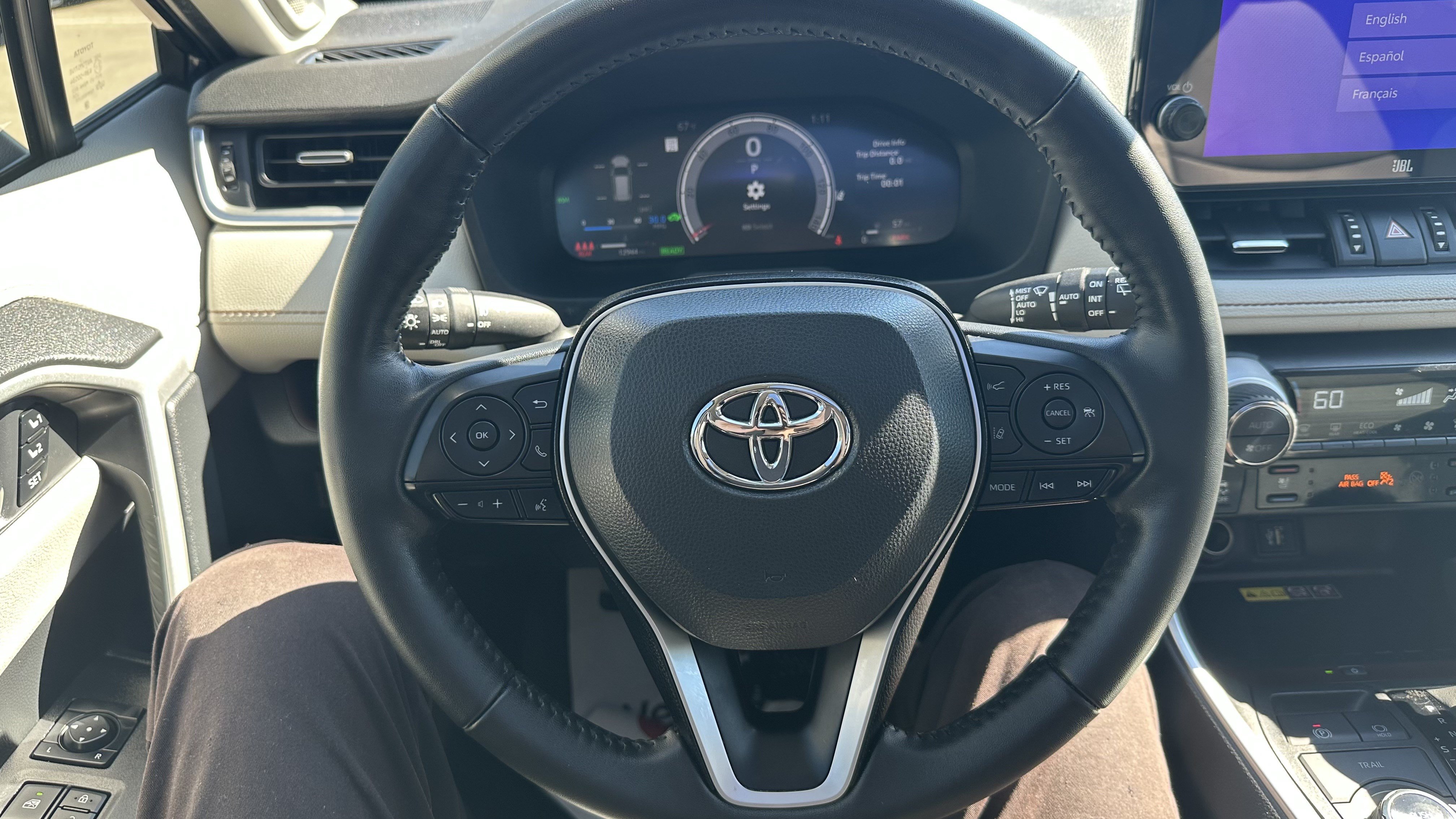 Used 2025 Toyota RAV4 Limited w/ Advanced Technology Package AWD/4WD image 19