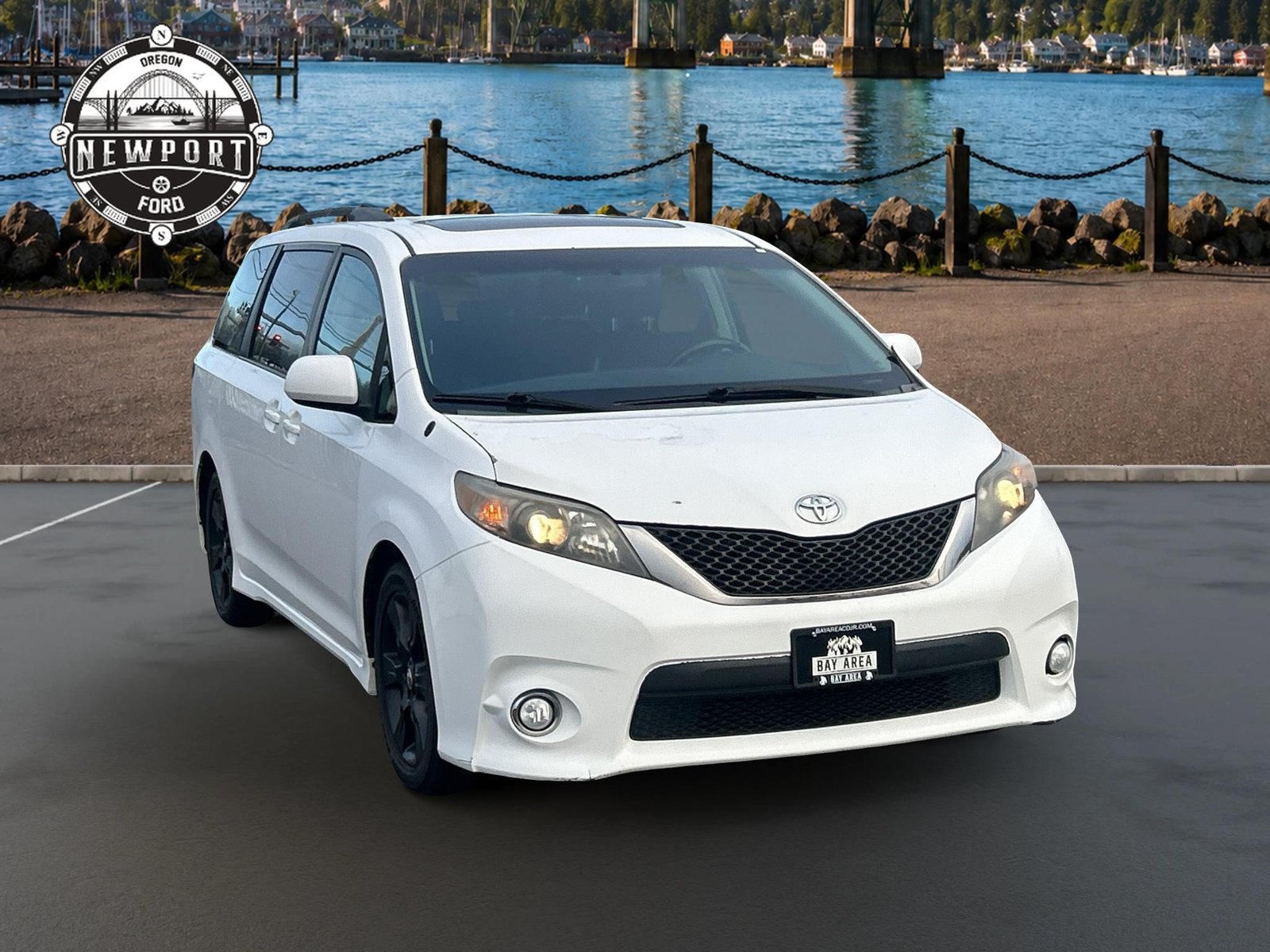 Used 2011 Toyota Sienna SE w/ Preferred Pkg FWD image 1