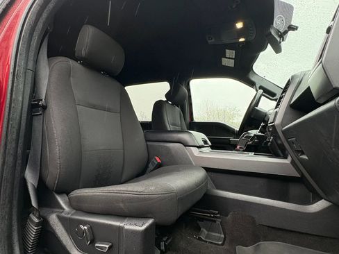 Used 2018 Ford F150 XLT w/ Equipment Group 302A Luxury AWD/4WD image 30