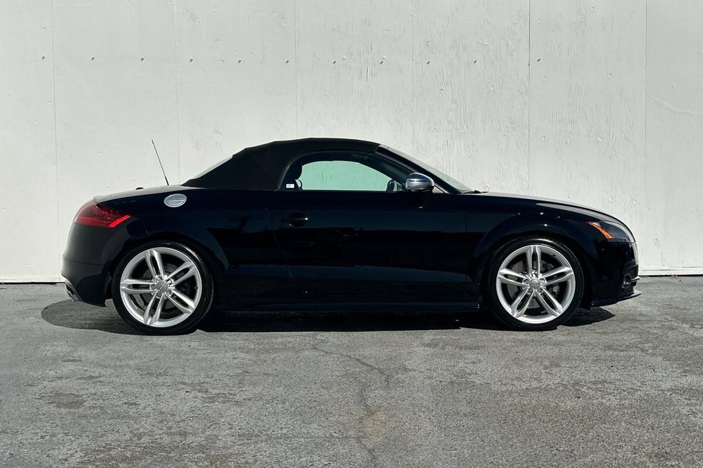 Used 2015 Audi TTS 2.0T Roadster AWD/4WD image 2