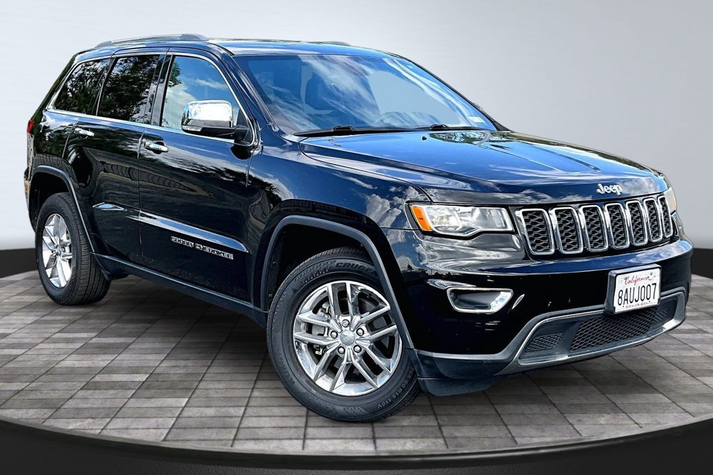 Used 2017 Jeep Grand Cherokee Limited w/ Trailer Tow Group IV RWD image 34