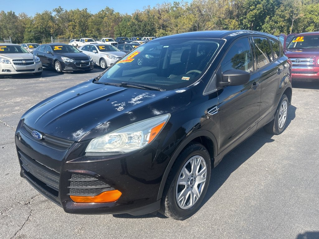 Used 2013 Ford Escape S FWD image 2