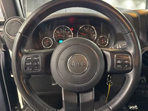 Used 2018 Jeep Wrangler Unlimited Sport S AWD/4WD image 9