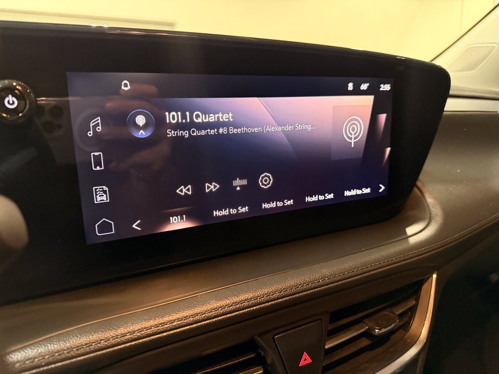 Used 2025 Buick Encore GX Preferred AWD/4WD image 19