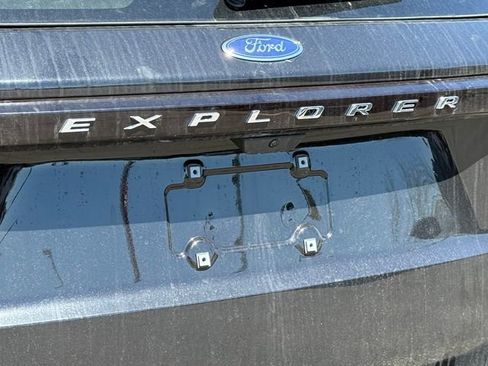 New 2026 Ford Explorer Active AWD/4WD image 7