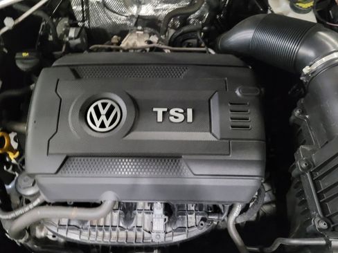 Used 2022 Volkswagen Atlas Cross Sport SE image 30