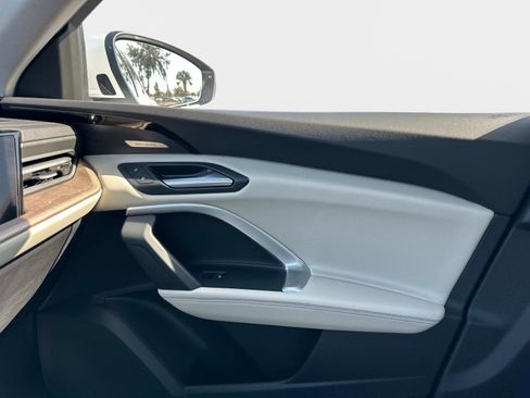 New 2025 Audi Q5 Prestige image 24