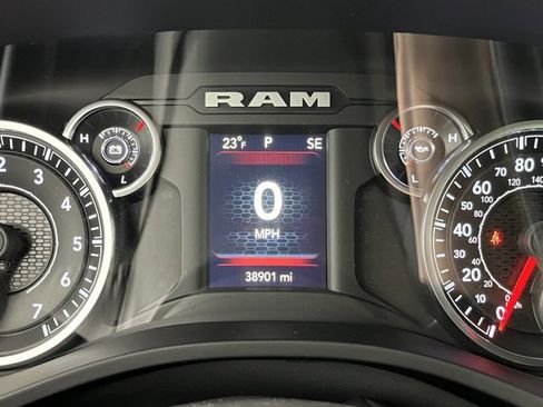 Used 2022 RAM 1500 Big Horn image 24