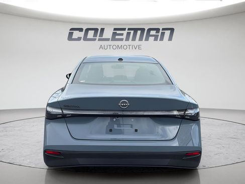 New 2026 Nissan Sentra SV w/ SV Convenience Package FWD image 4