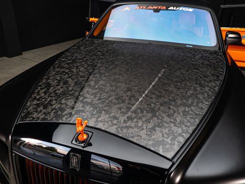 Used 2024 Rolls-Royce Phantom Sedan RWD image 11