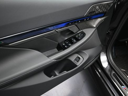 New 2026 BMW M5 w/ Executive Package AWD/4WD image 11