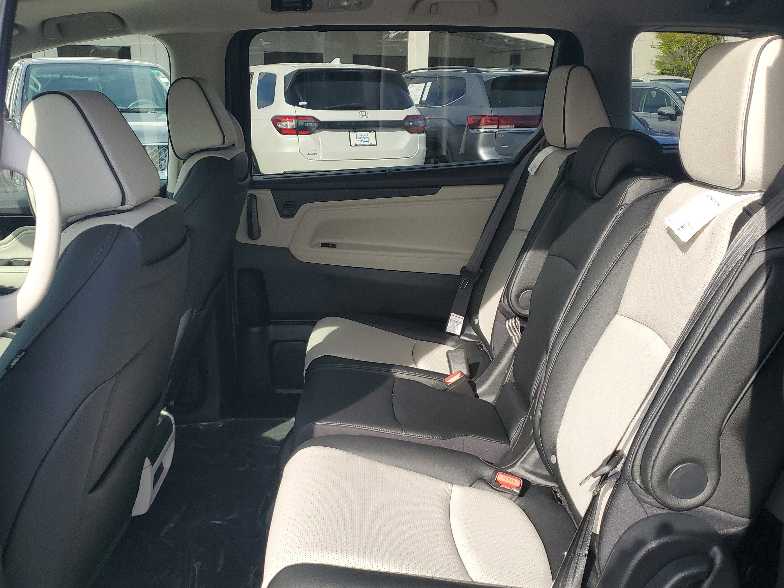 New 2026 Honda Odyssey Elite image 15