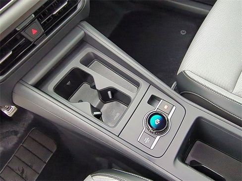 New 2026 Volkswagen Tiguan SE R-Line image 13