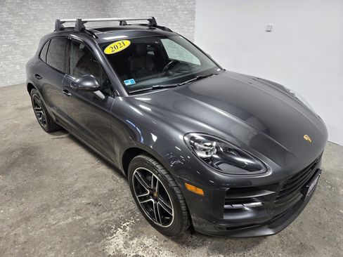 Used 2021 Porsche Macan S image 65