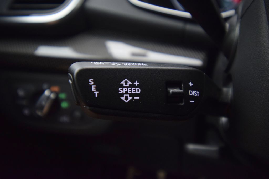 Used 2022 Audi SQ5 Premium Plus AWD/4WD image 32
