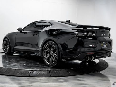 Used 2021 Chevrolet Camaro ZL1 image 11