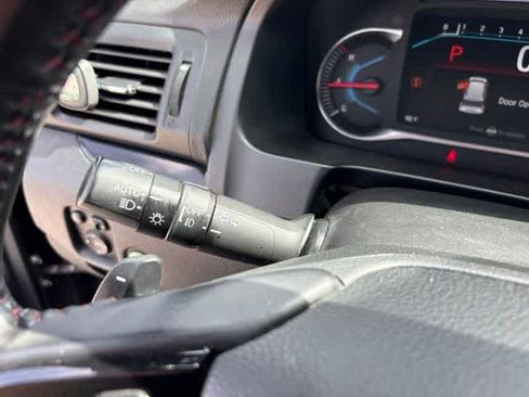 Used 2020 Honda Pilot Black Edition image 16