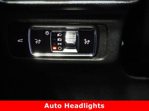 Used 2024 Lincoln Corsair Reserve w/ Equipment Group 201A image 24