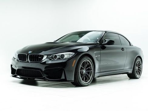 Used 2015 BMW M4 Convertible image 10