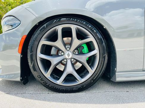 Used 2019 Dodge Charger GT RWD image 9