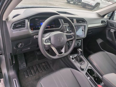Certified 2024 Volkswagen Tiguan Wolfsburg Edition image 17