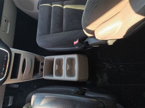 Used 2016 Dodge Grand Caravan SE w/ Quick Order Package 29E SE image 30