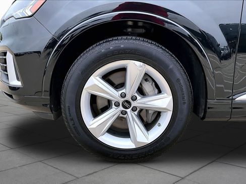 Used 2023 Audi Q7 3.0T Premium AWD/4WD image 21