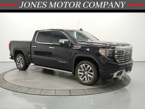 Used 2024 GMC Sierra 1500 Denali w/ Denali Reserve Package AWD/4WD image 1