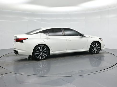 Used 2022 Nissan Altima 2.0 SR image 23