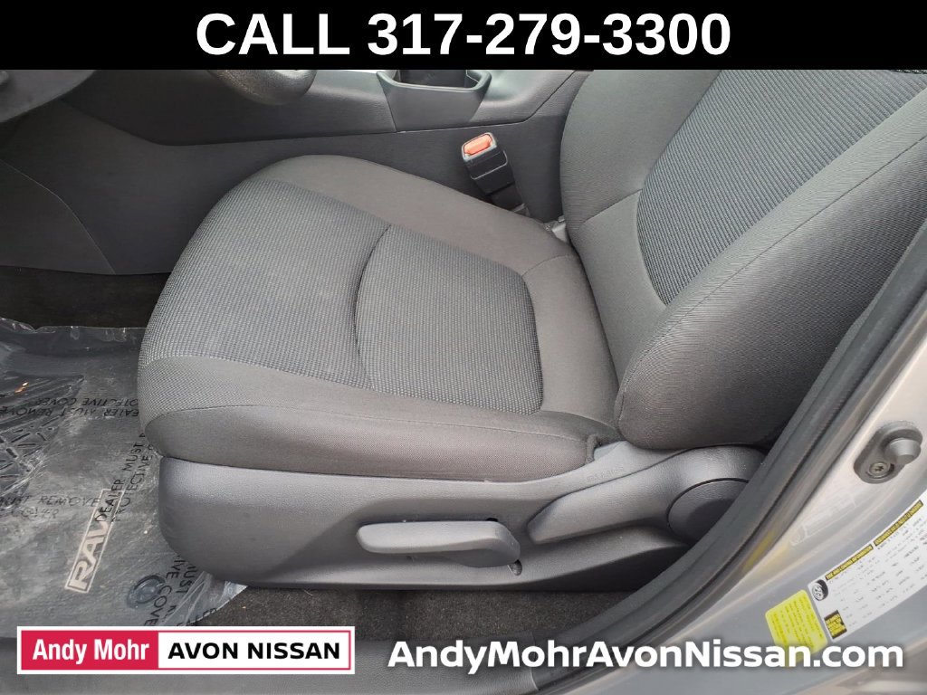Used 2025 Toyota RAV4 LE AWD/4WD image 19