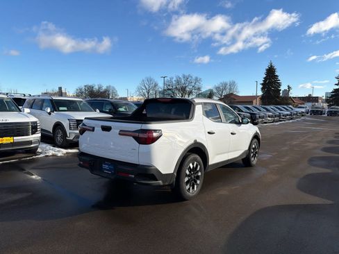 Used 2025 Hyundai Santa Cruz SEL image 2