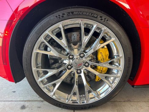 Used 2017 Chevrolet Corvette Z06 image 35