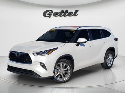 Used 2023 Toyota Highlander Limited