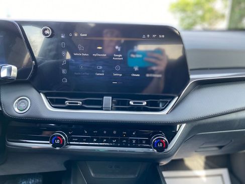 New 2026 Chevrolet Equinox LT w/ Convenience Package II AWD/4WD image 25