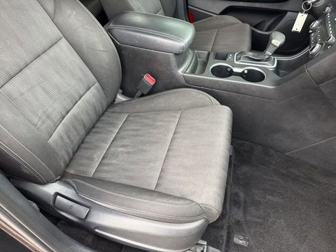 Used 2021 Kia Sportage LX FWD image 13