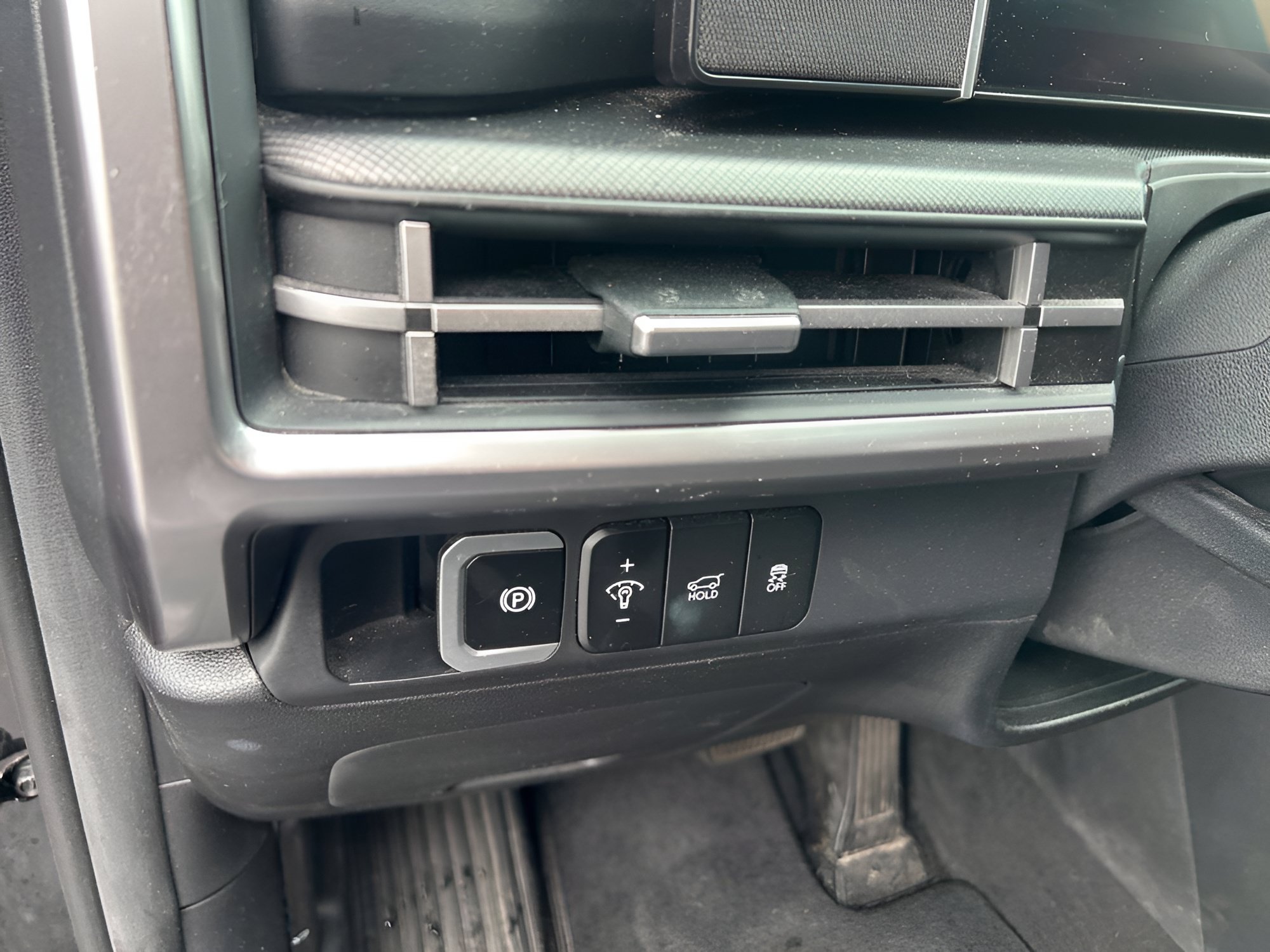Used 2024 Hyundai Santa Fe SE AWD/4WD image 22