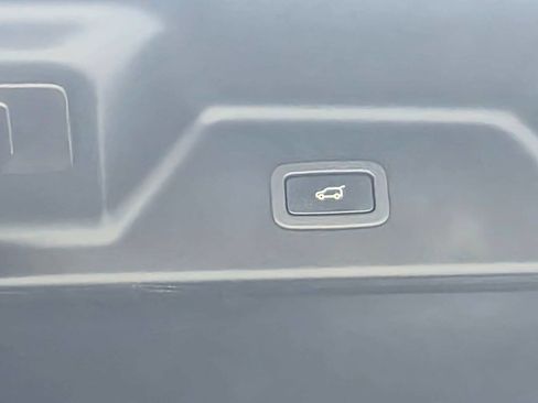 Used 2015 Land Rover Range Rover HSE image 44