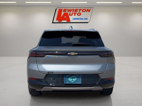 Used 2025 Chevrolet Equinox EV LT w/ Convenience Package AWD/4WD image 4