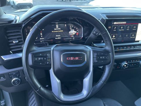 Used 2025 GMC Sierra 1500 SLT AWD/4WD image 32