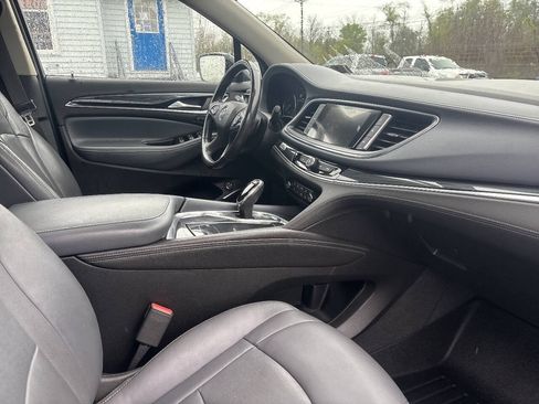 Used 2018 Buick Enclave Premium w/ Experience Buick Package AWD/4WD image 20